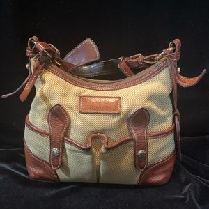 Dooney & Bourke medium shoulder bag